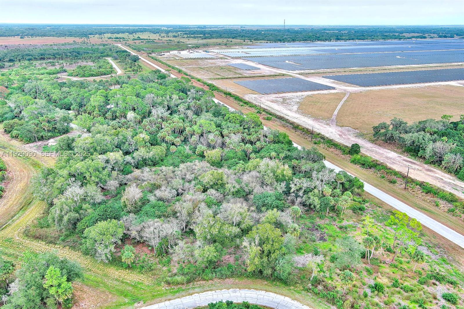 See details / sq. ft. $ 2025-12-11 0 Photo