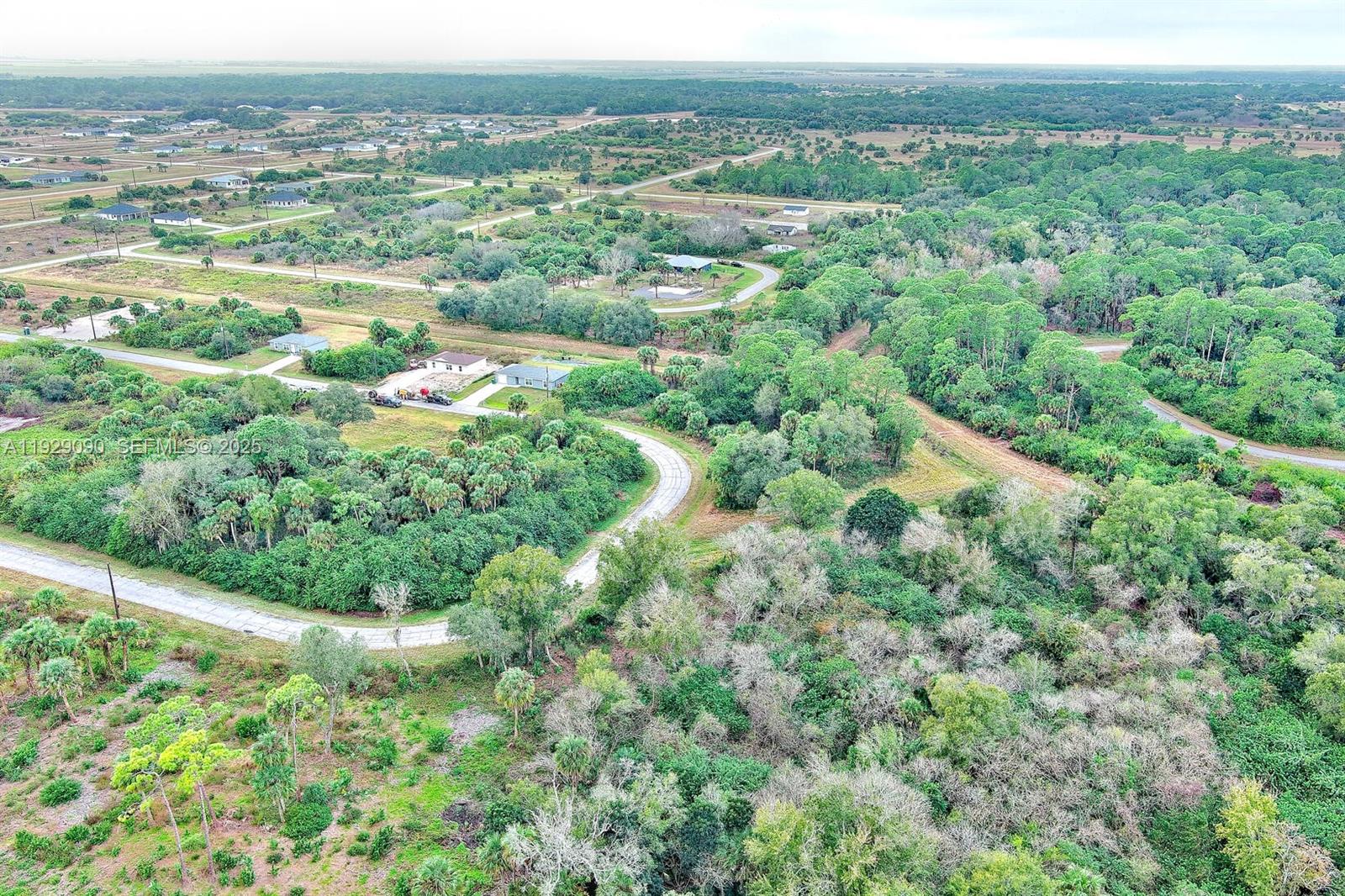 See details / sq. ft. $ 2025-12-11 0 Photo