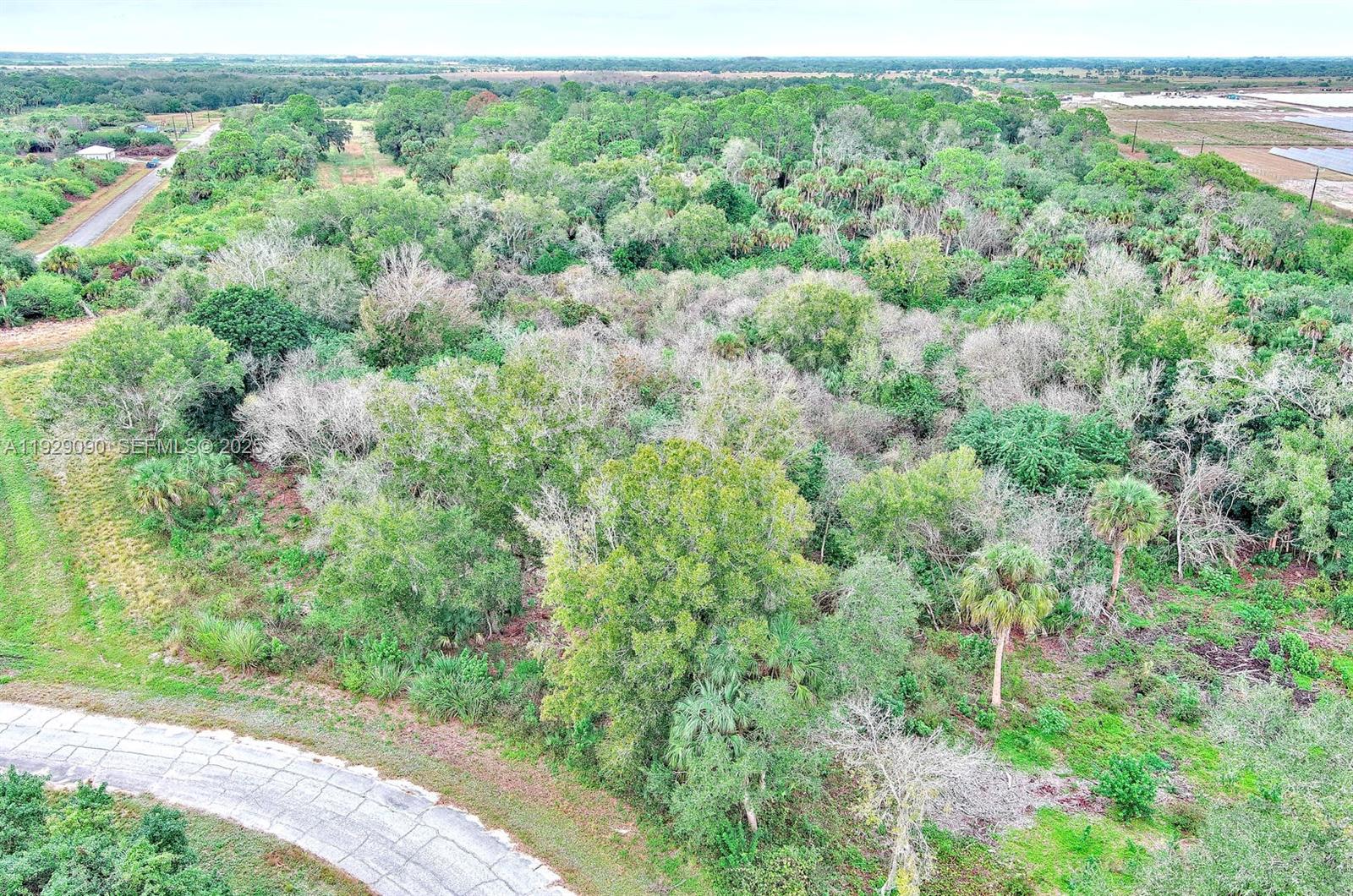 See details / sq. ft. $ 2025-12-11 0 Photo