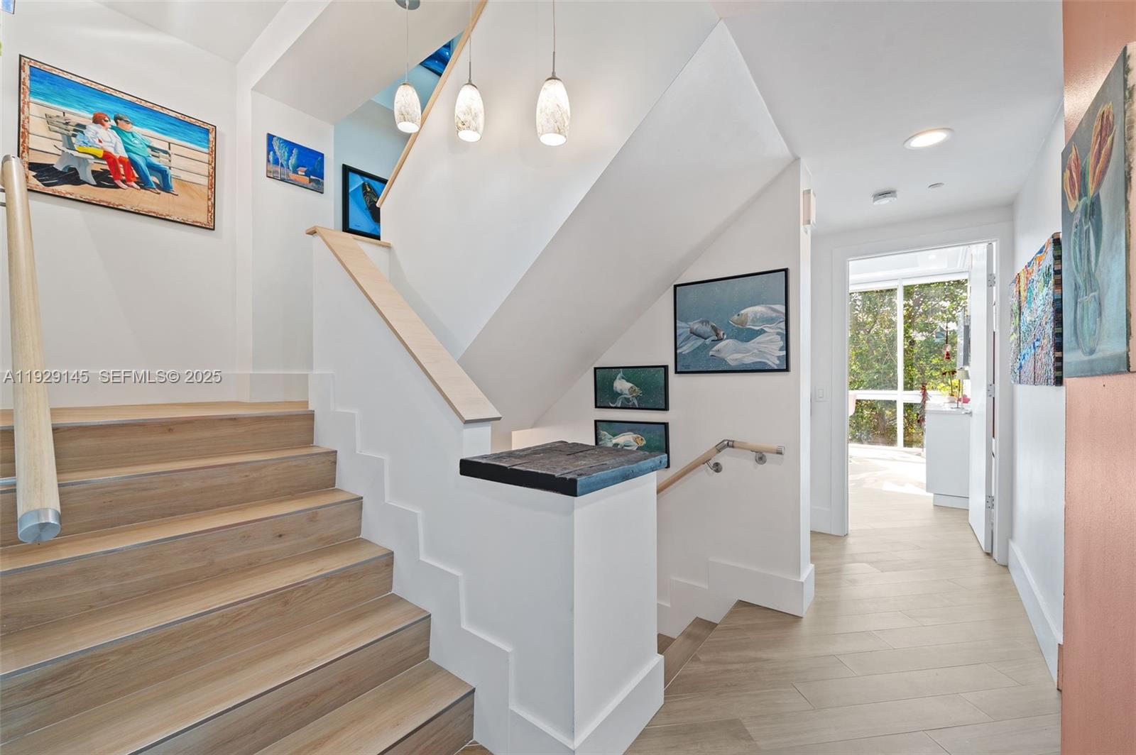 Photo of 16400 Collins Ave  (16400), Sunny Isles Beach, Florida, 33160 - 