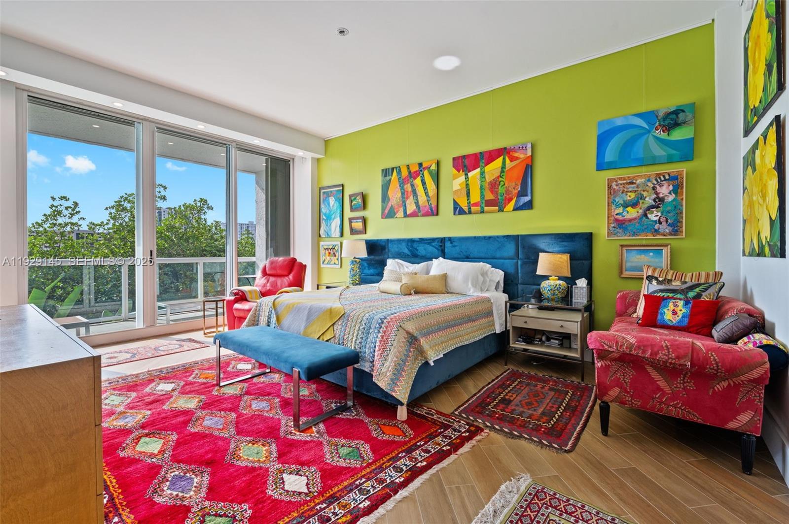 Photo of 16400 Collins Ave  (16400), Sunny Isles Beach, Florida, 33160 - 