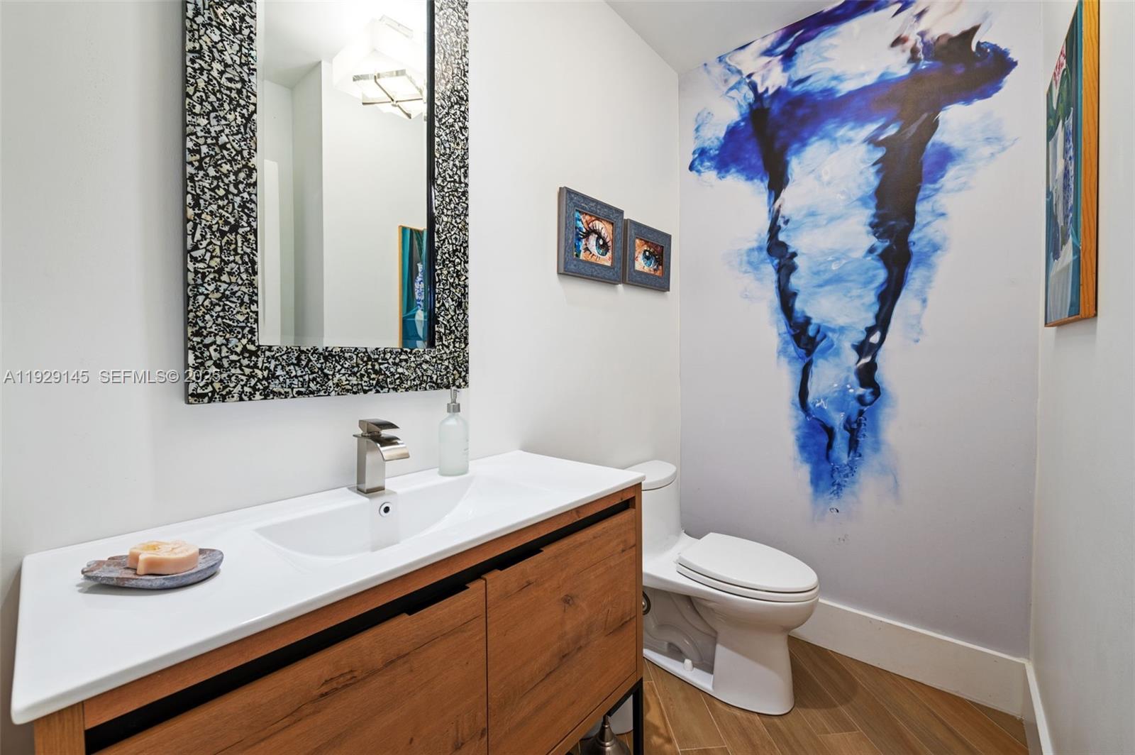 Photo of 16400 Collins Ave  (16400), Sunny Isles Beach, Florida, 33160 - 