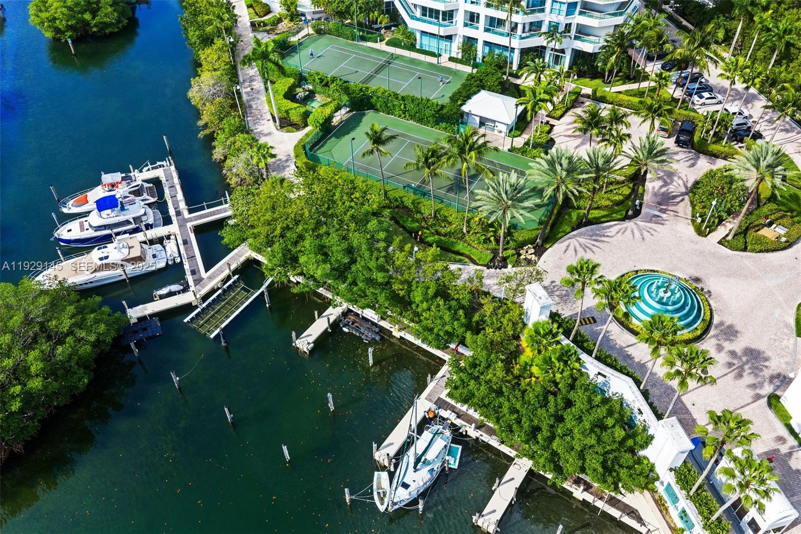 Photo of 16400 Collins Ave  (16400), Sunny Isles Beach, Florida, 33160 - 