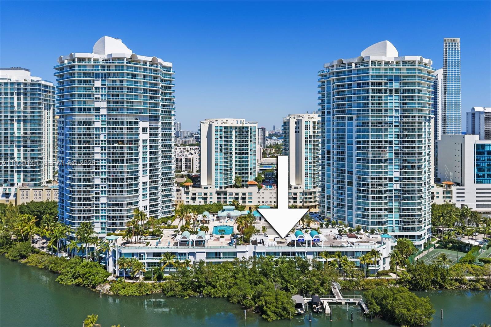 Photo of 16400 Collins Ave  (16400), Sunny Isles Beach, Florida, 33160 - 