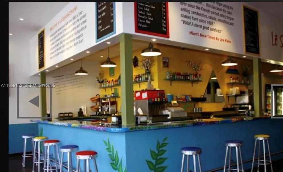   /   sq. ft. $ 2025-12-11 0 foto