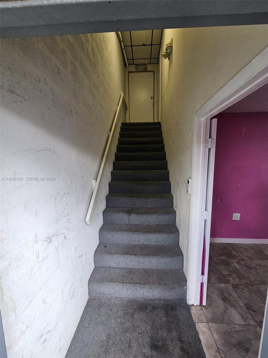 G18  /   sq. ft. $ 2025-12-11 0 Photo