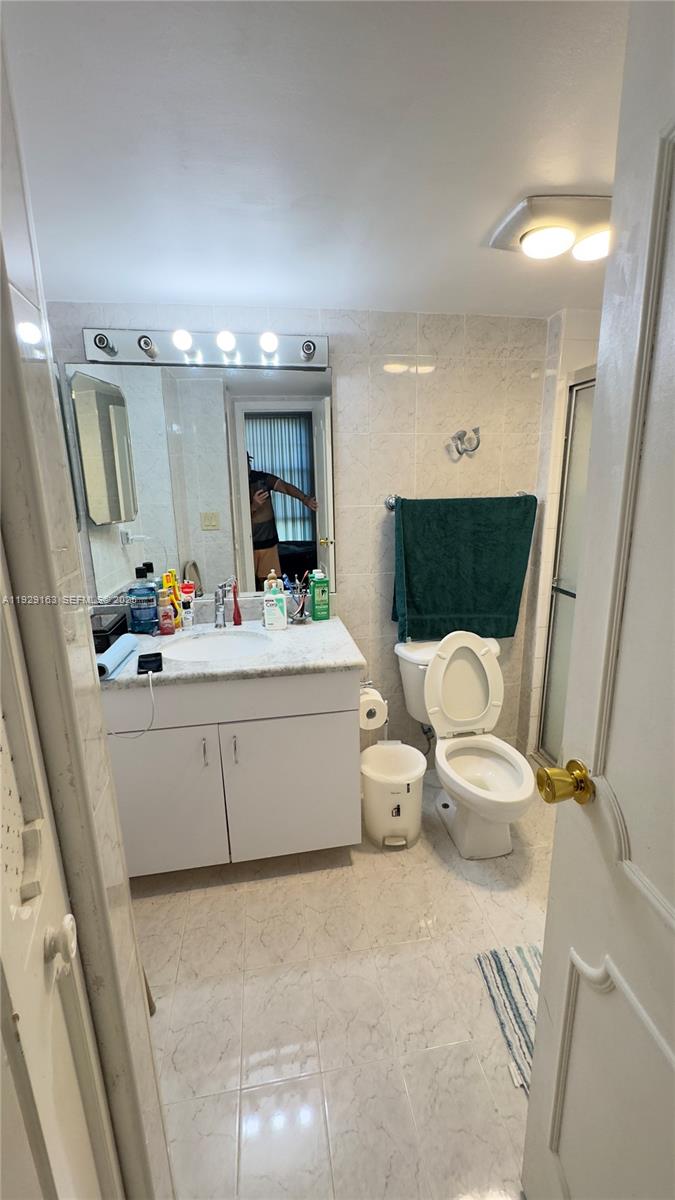 Photo of 3401 Country Club Dr #207, Aventura, Florida, 33180 -