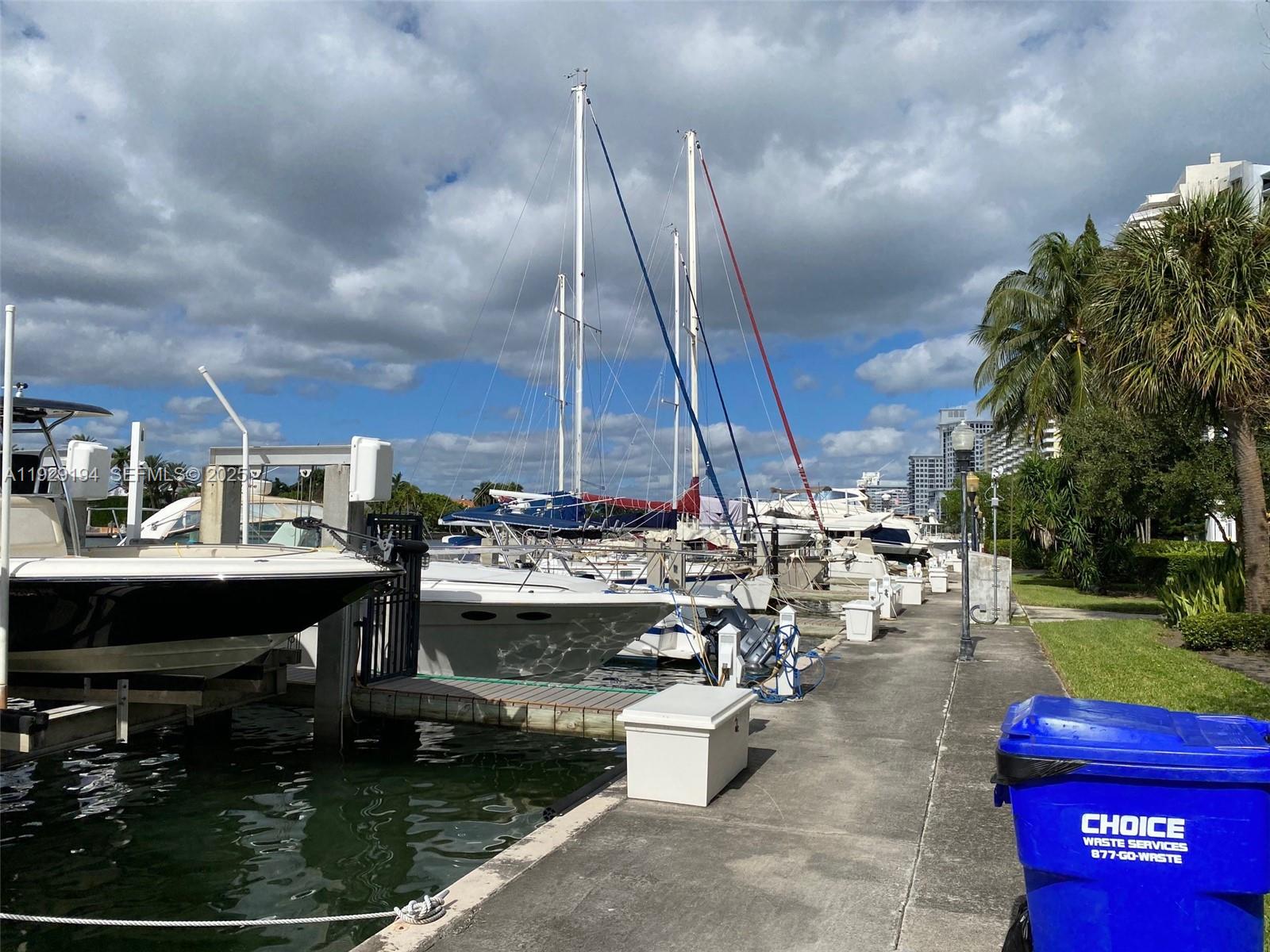 Ver detalles / sq. ft. $ 2025-12-11 0 foto