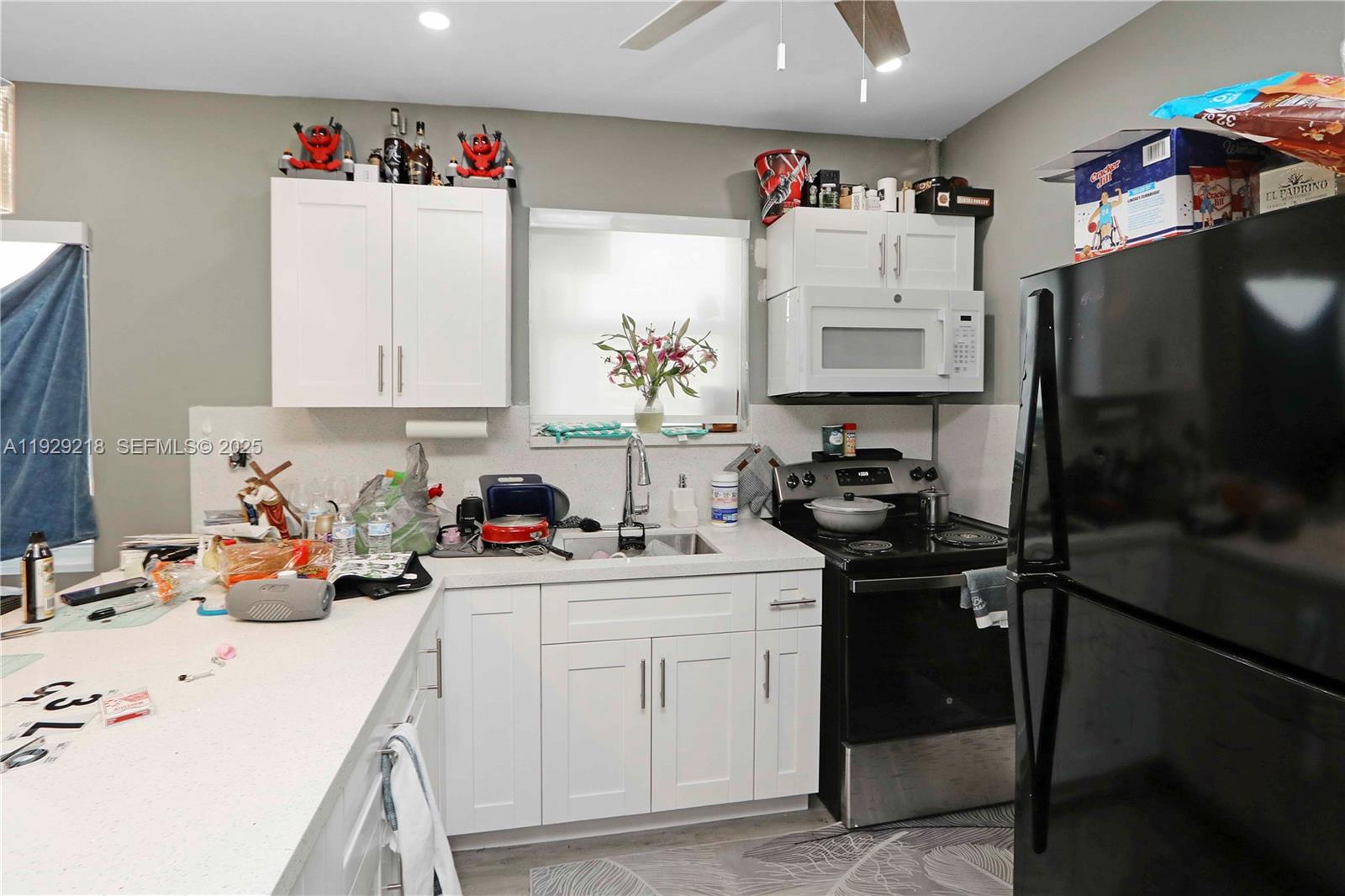 See details / sq. ft. $ 2025-12-11 0 Photo