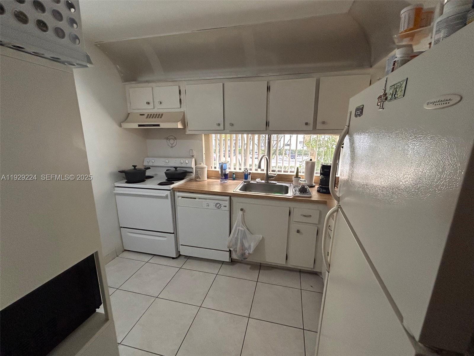 Photo of 16919 Bay Rd #214, Sunny Isles Beach, Florida, 33160 -