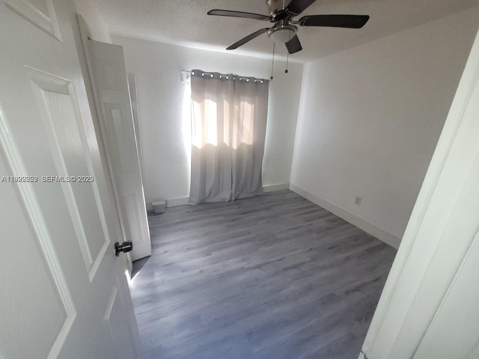   /  1560 sq. ft. $ 2025-12-29 0 foto
