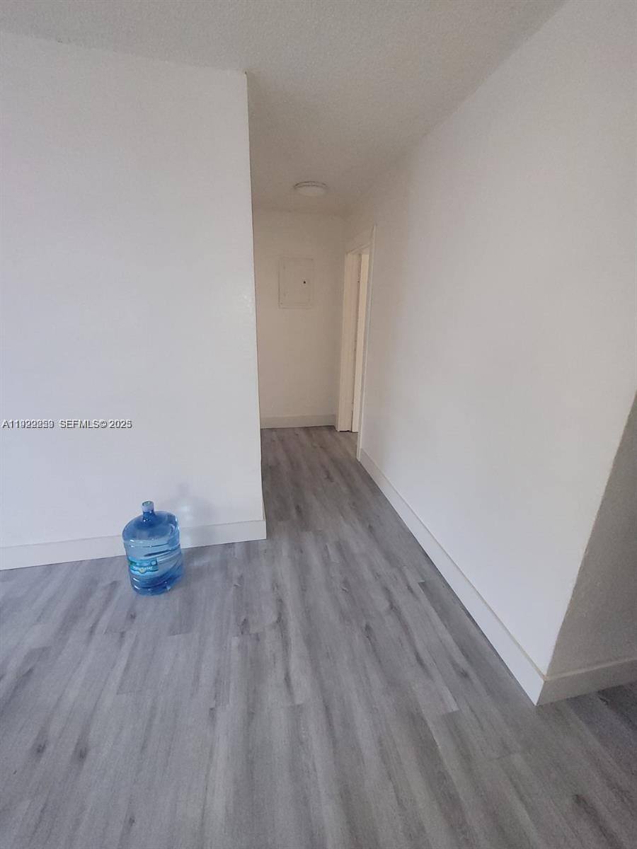   /  1560 sq. ft. $ 2025-12-29 0 foto