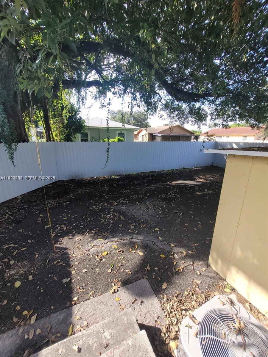   /  1560 sq. ft. $ 2025-12-29 0 foto