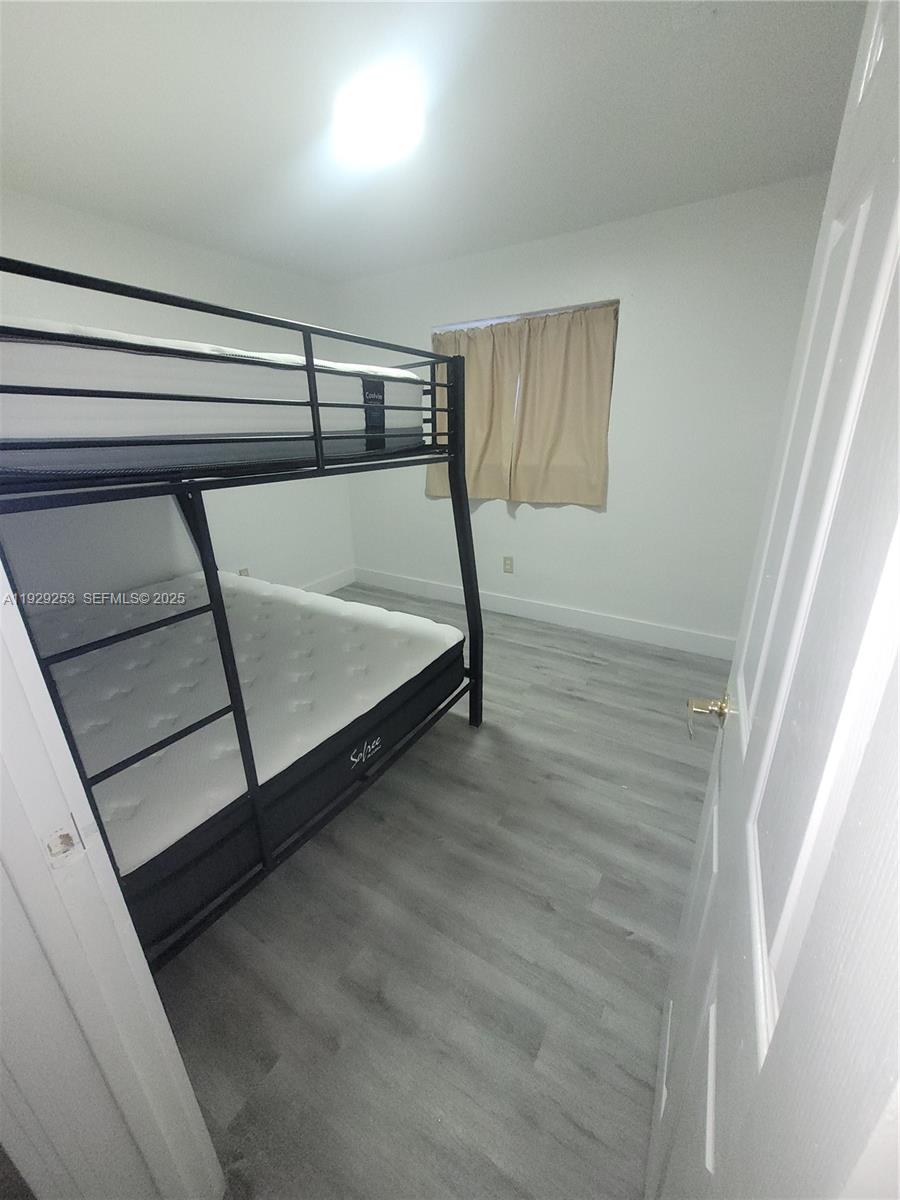   /  1560 sq. ft. $ 2025-12-29 0 foto