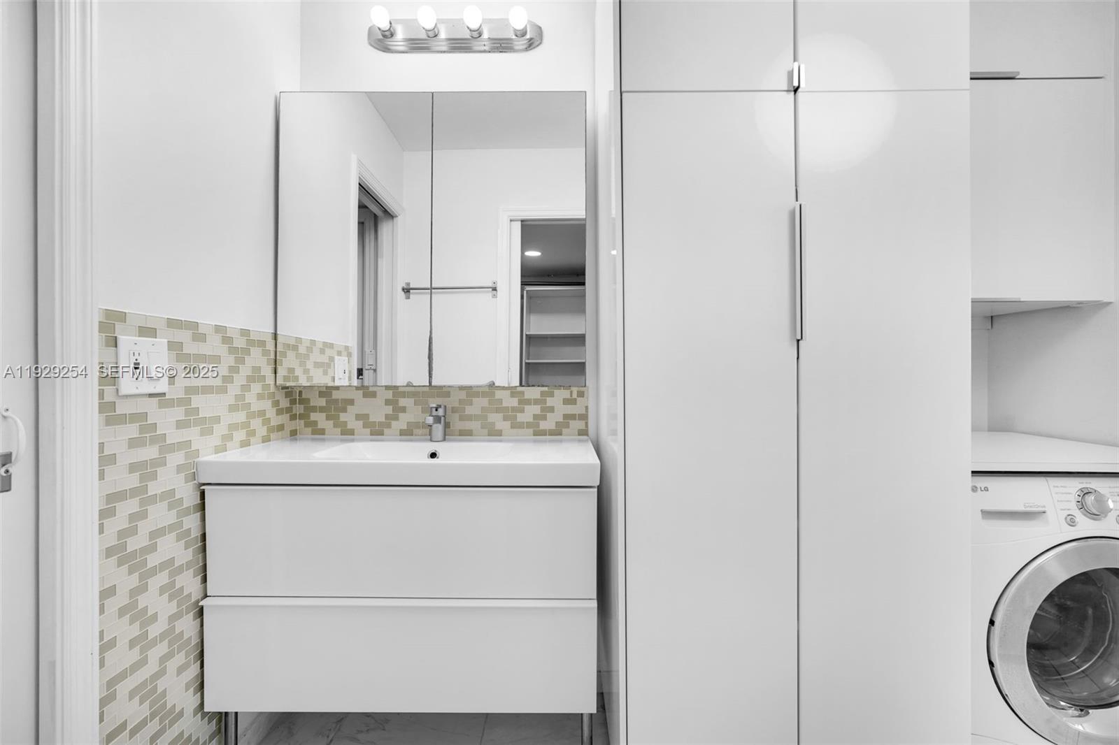 Photo of 2030 Ocean Dr  #1817, Hallandale Beach, Florida, 33009 - 