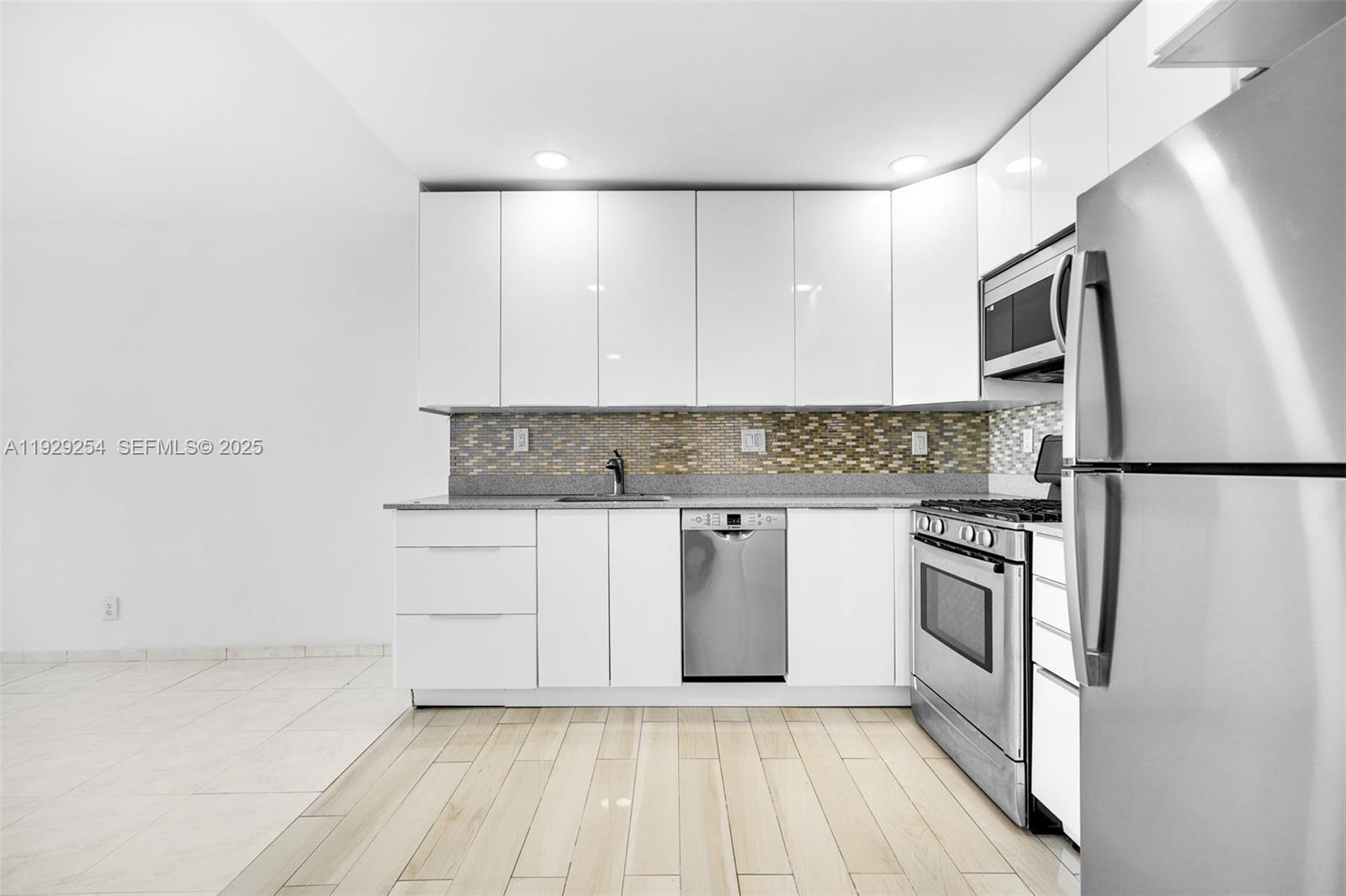 Photo of 2030 Ocean Dr  #1817, Hallandale Beach, Florida, 33009 - 