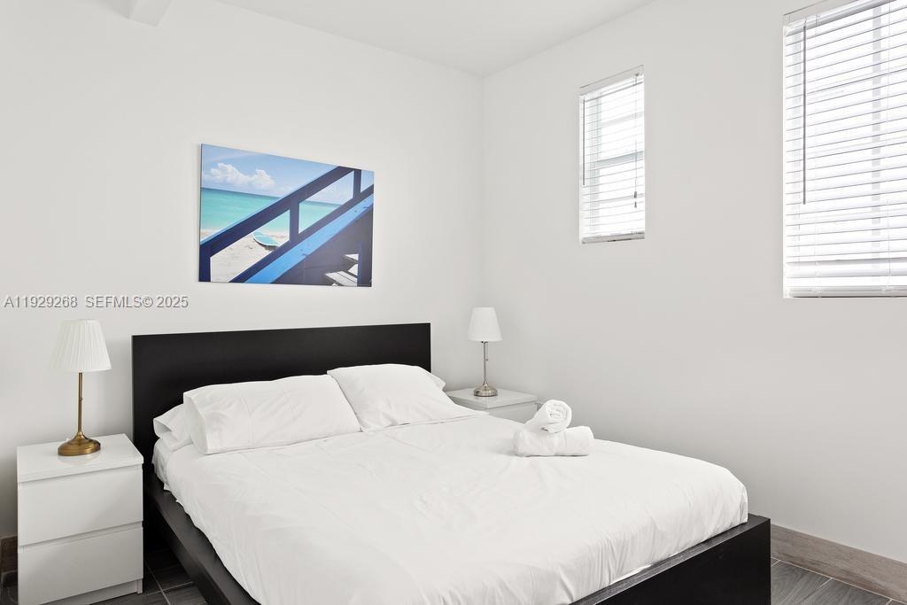   /  816 sq. ft. $ 2025-12-11 0 Photo