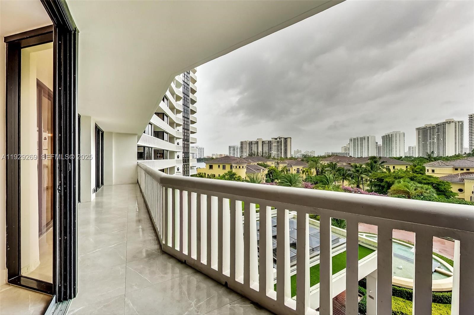 506 3 / 3 1520 кв.футов $ 2025-12-11 0 Фото