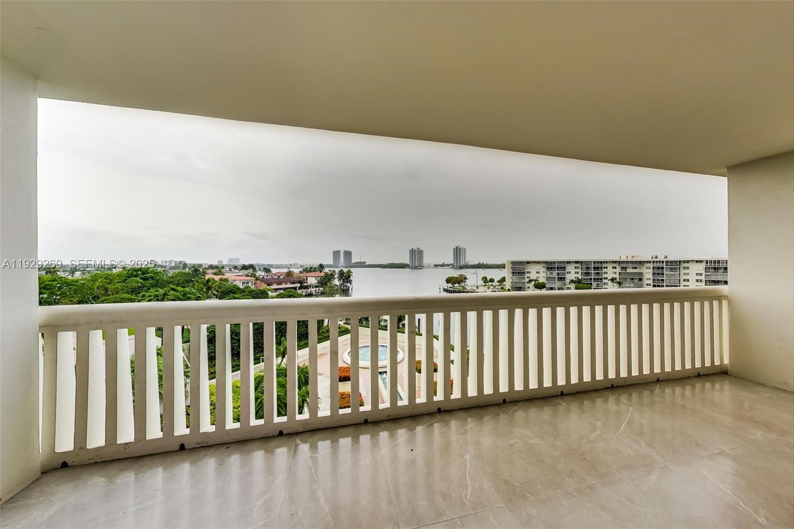 506 3 / 3 1520 кв.футов $ 2025-12-11 0 Фото