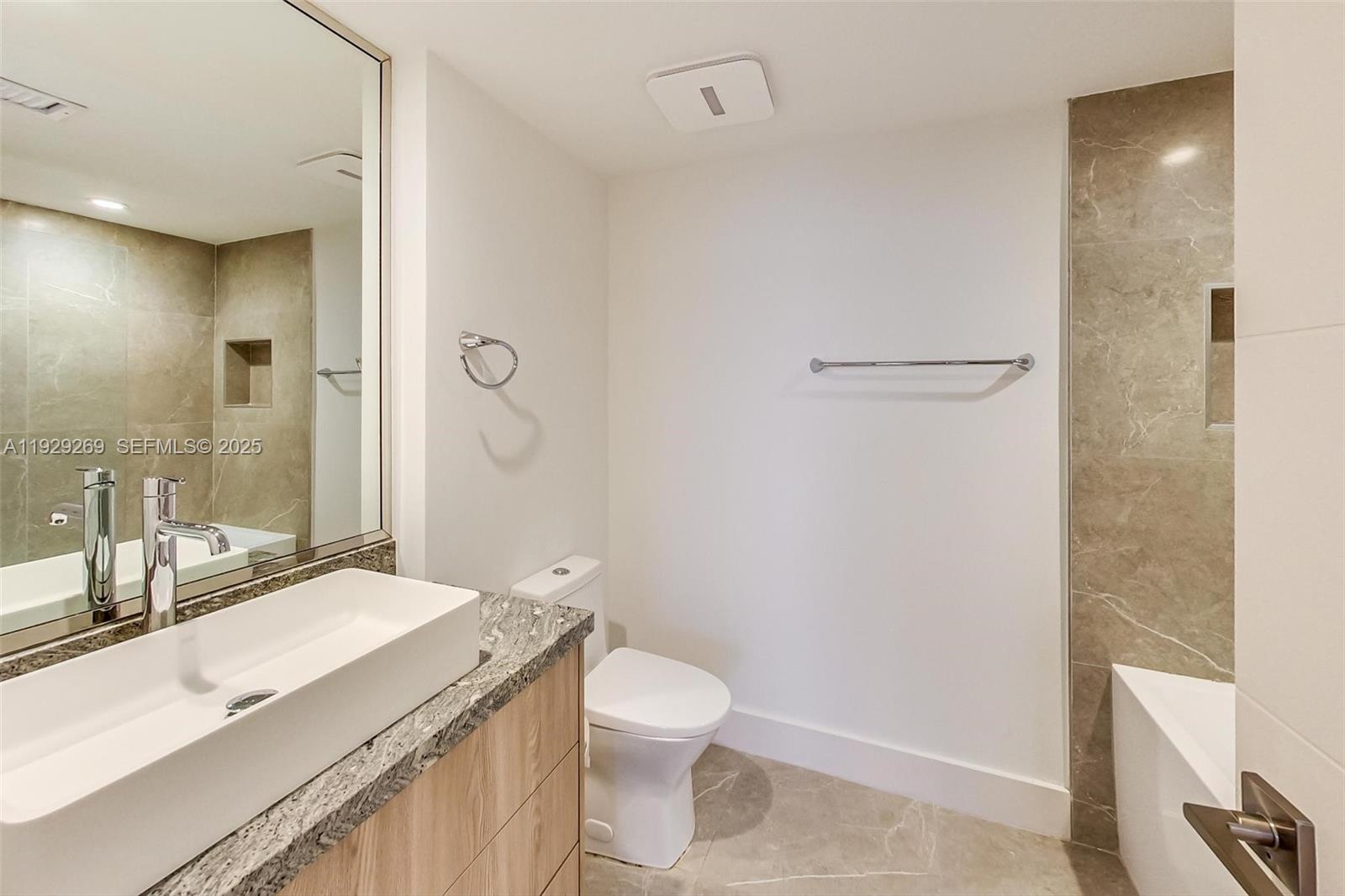 506 3 / 3 1520 кв.футов $ 2025-12-11 0 Фото