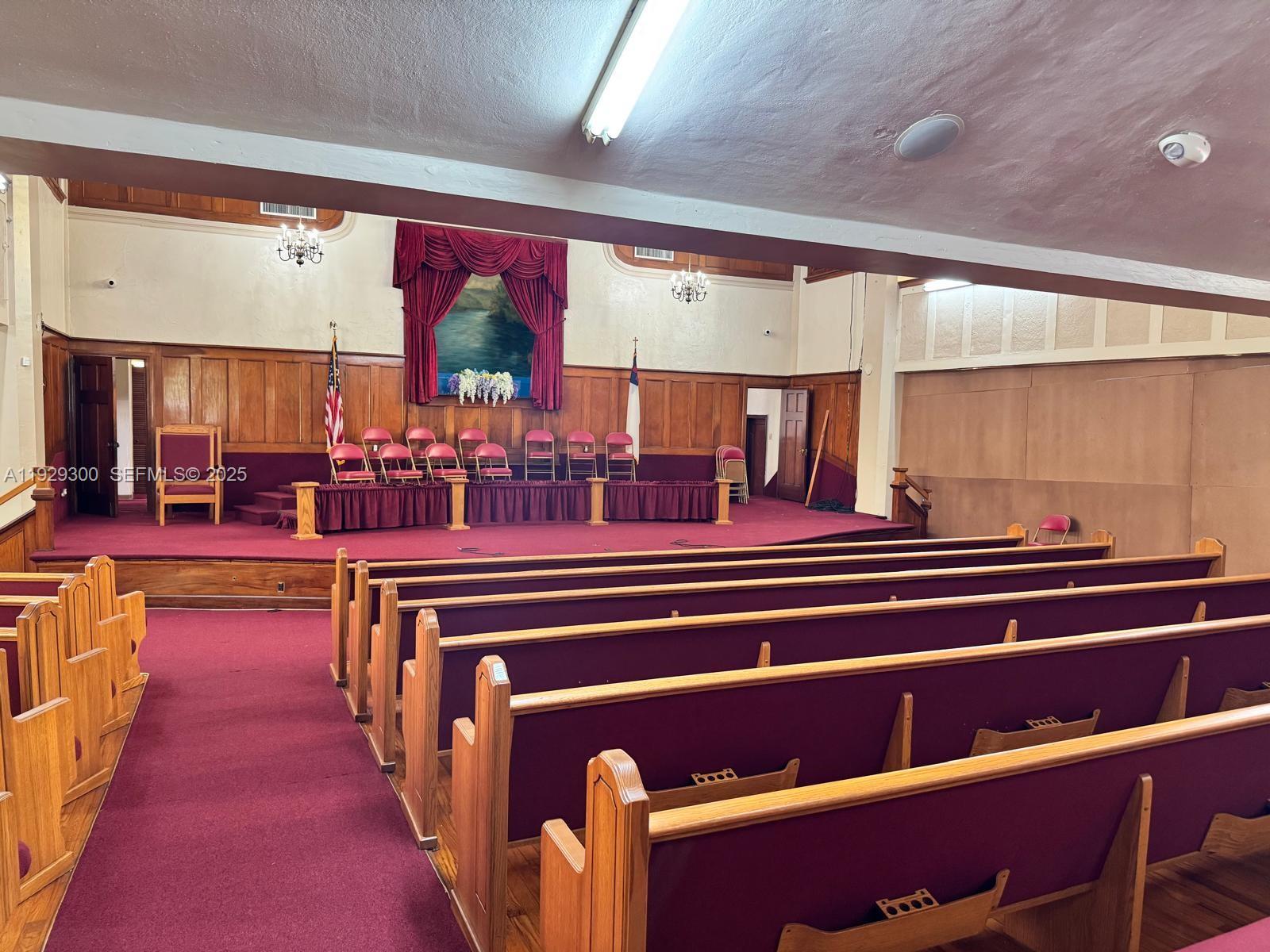 Подробнее / кв.футов $ 2025-12-11 0 Фото