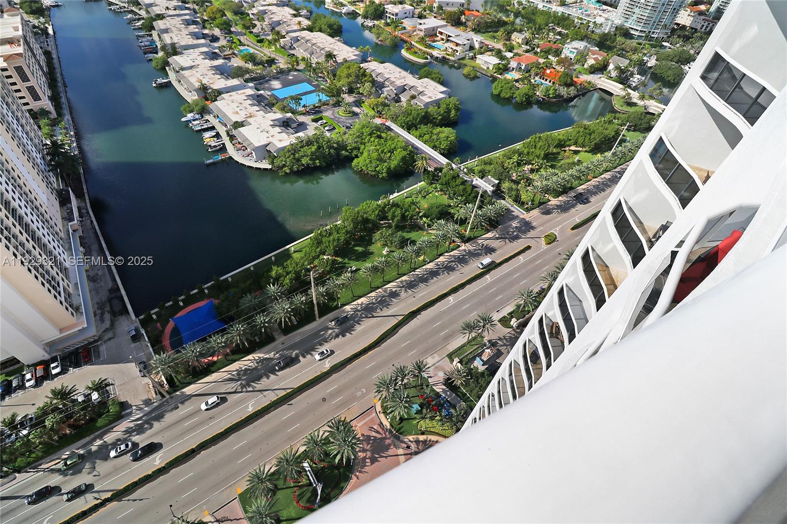 Ver detalles 3005 2 / 2 1435 sq. ft. $ 2025-12-11 0 foto