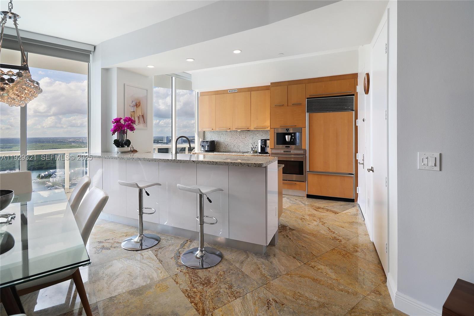 Ver detalles 3005 2 / 2 1435 sq. ft. $ 2025-12-11 0 foto