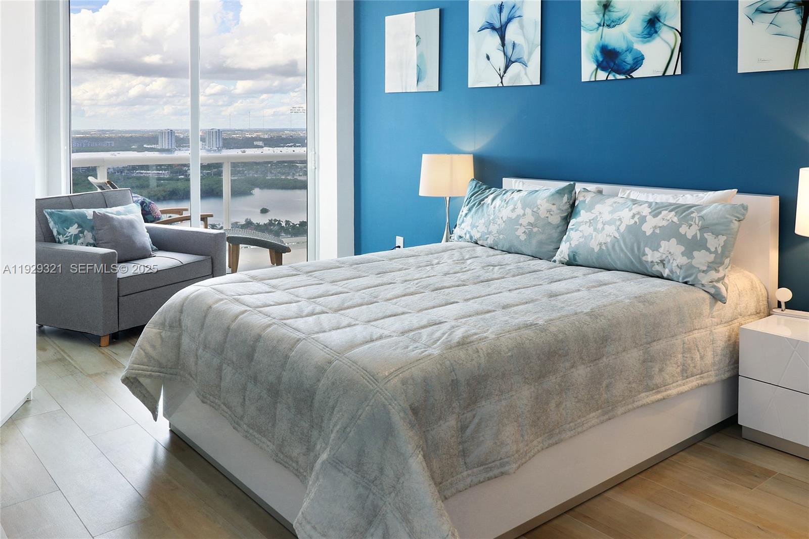 Ver detalles 3005 2 / 2 1435 sq. ft. $ 2025-12-11 0 foto