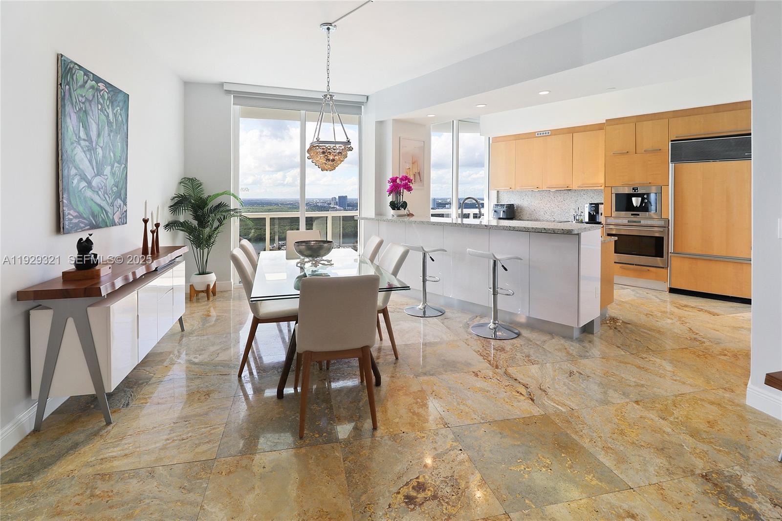 Ver detalles 3005 2 / 2 1435 sq. ft. $ 2025-12-11 0 foto