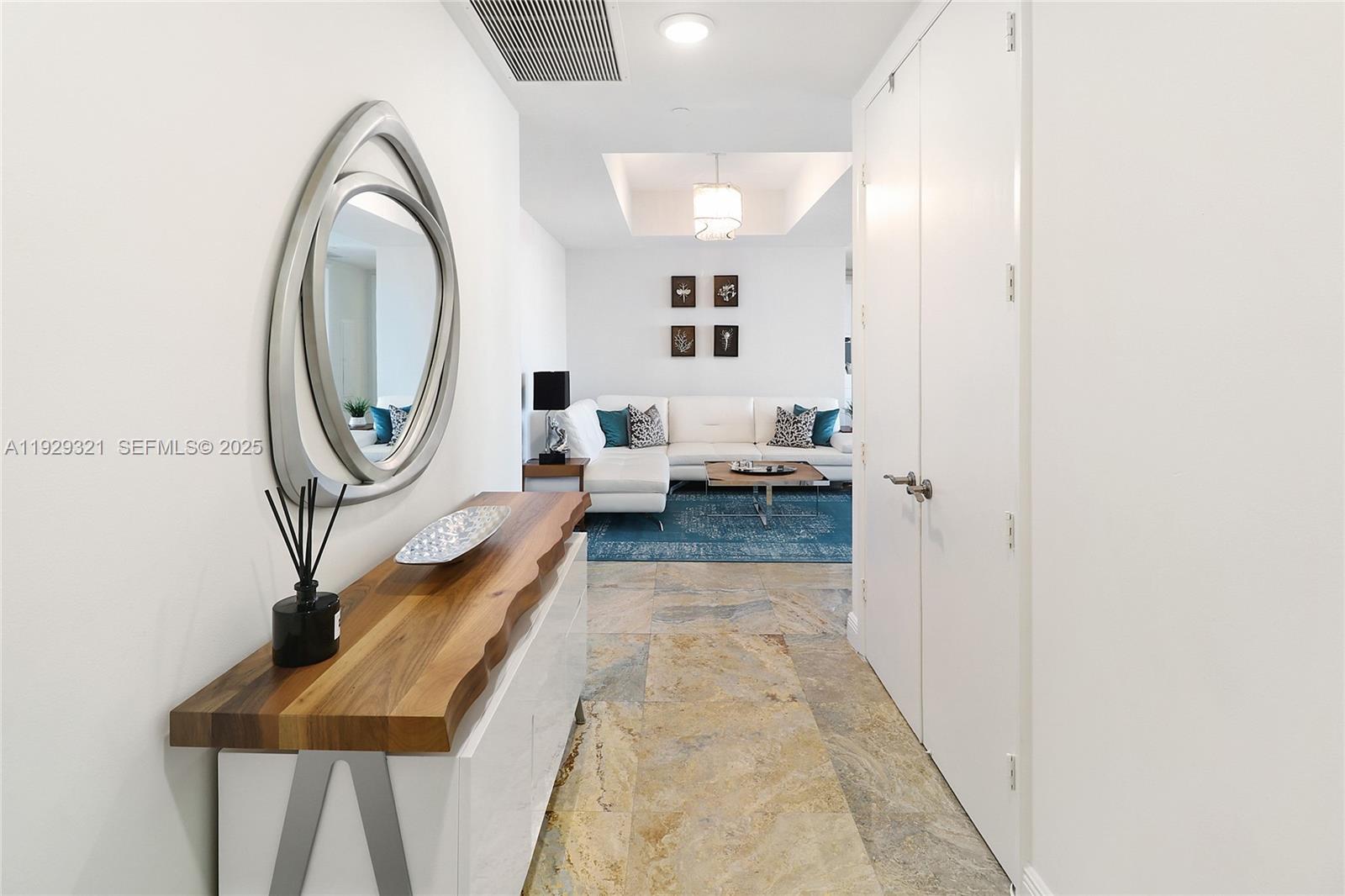 Ver detalles 3005 2 / 2 1435 sq. ft. $ 2025-12-11 0 foto