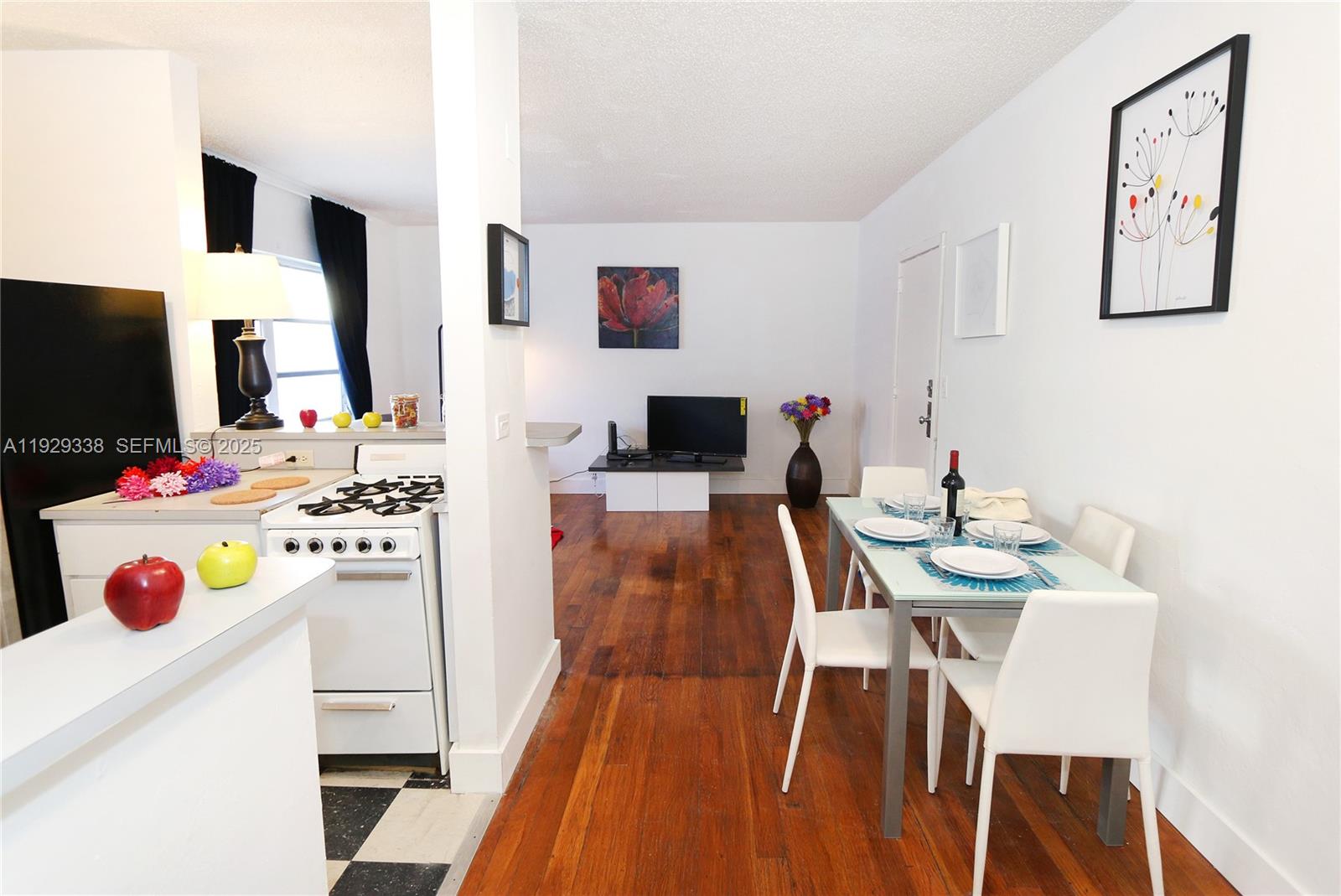   /  14518 sq. ft. $ 2025-12-11 0 Photo