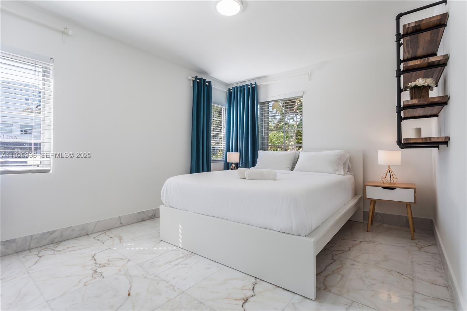   /  14518 sq. ft. $ 2025-12-11 0 Photo