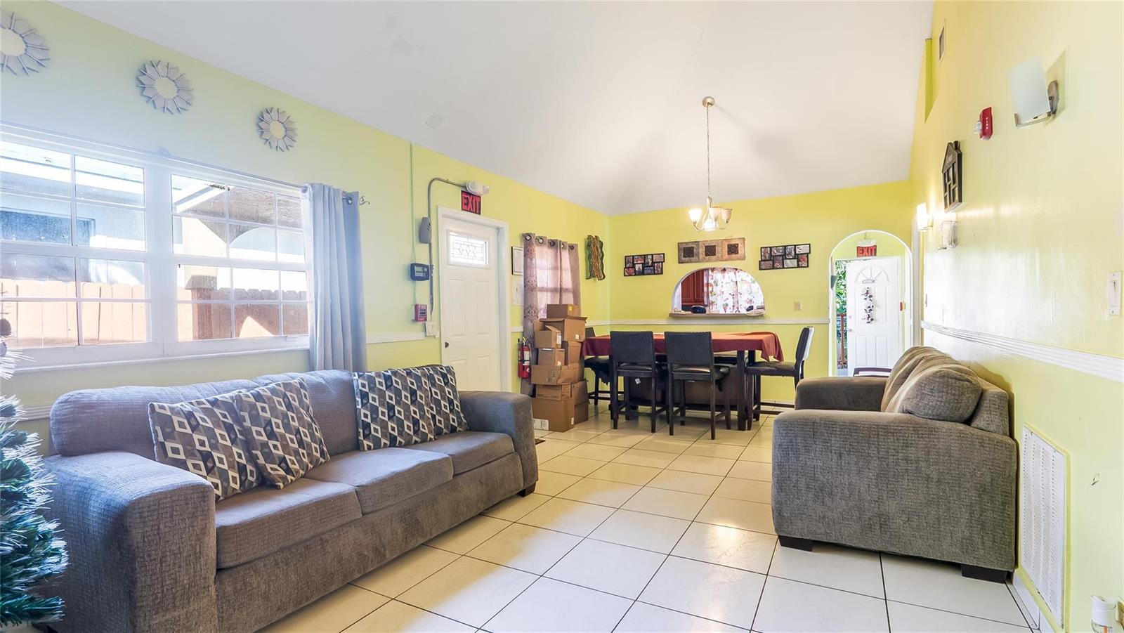   / 0 3612 sq. ft. $ 2026-02-14 0 foto
