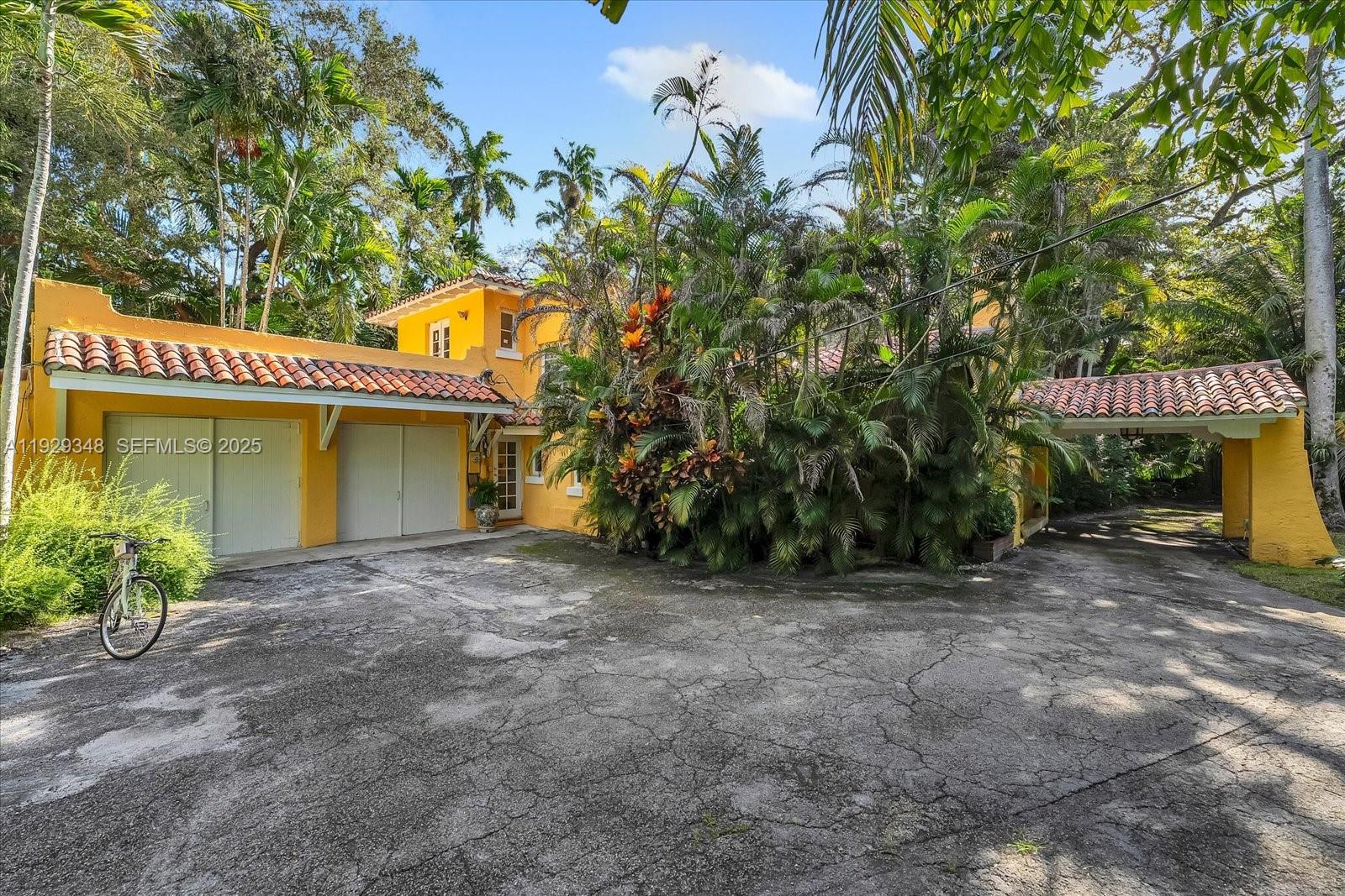 See details / sq. ft. $ 2025-12-11 0 Photo