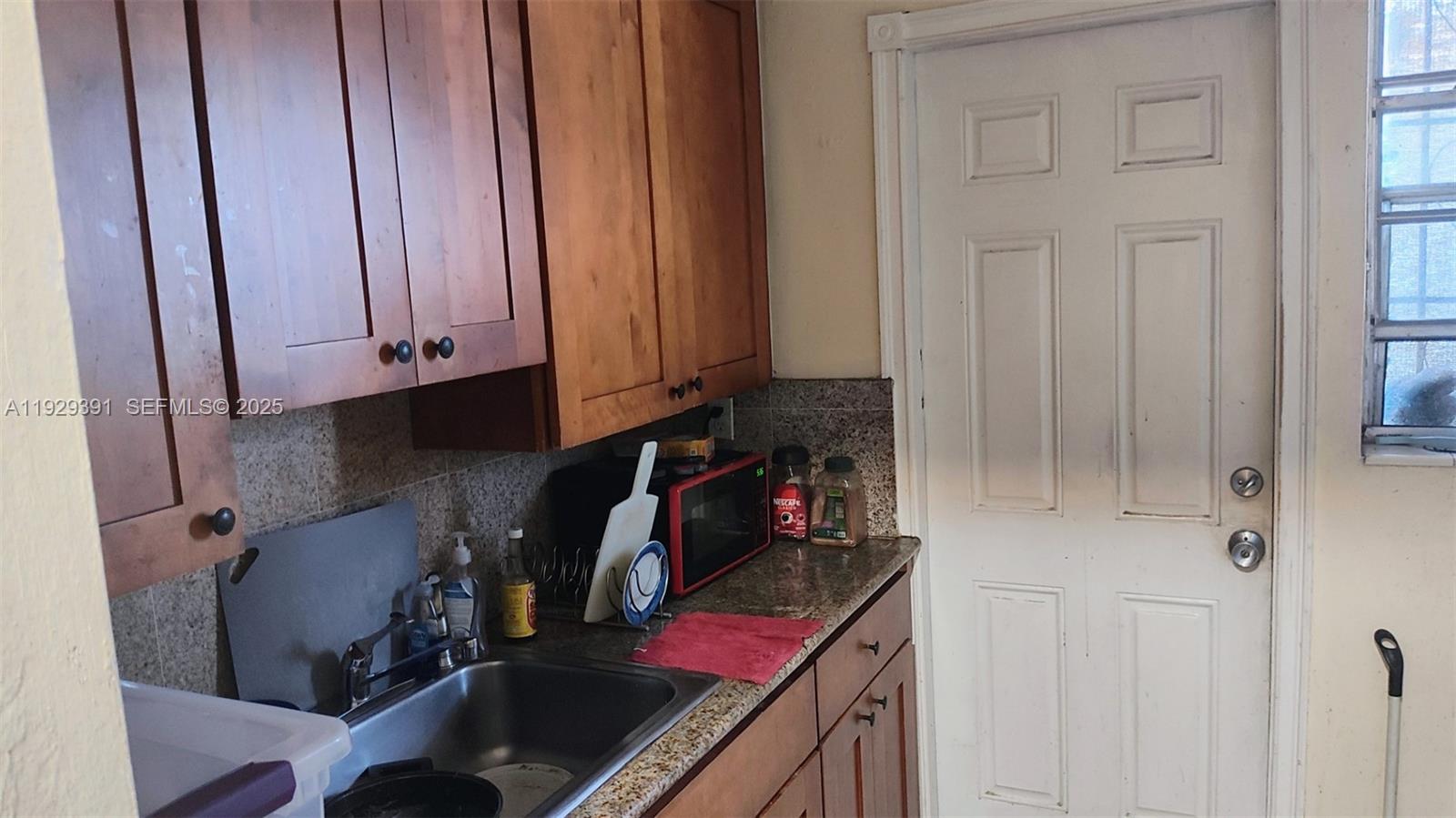   /  1271 sq. ft. $ 2025-12-11 0 Photo