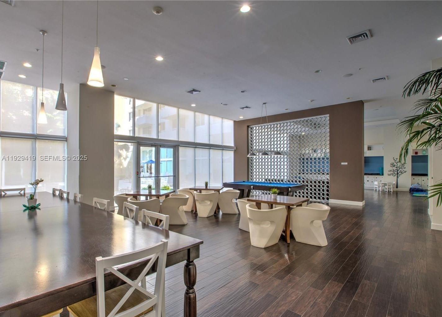 Photo of #827, Aventura, Florida, 33180 -