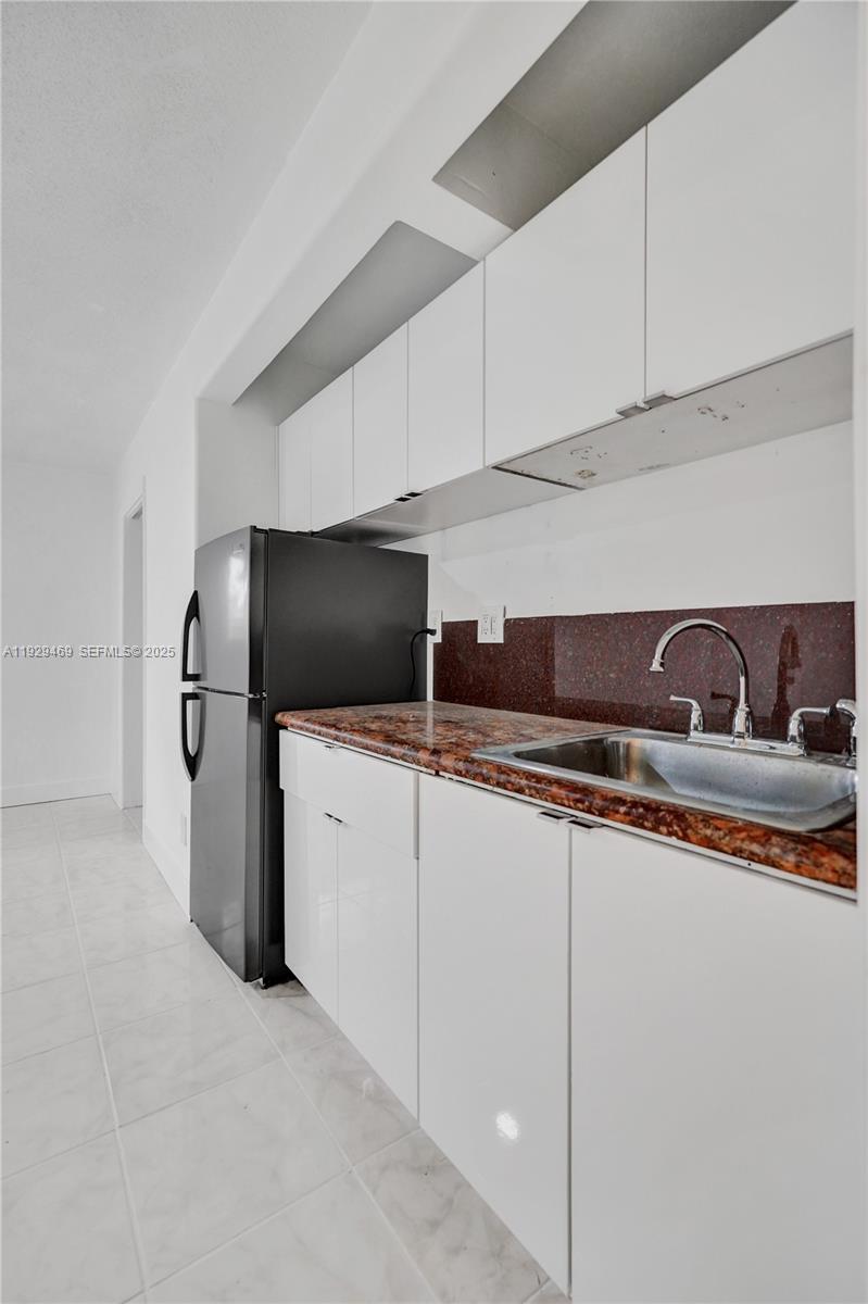 See details / 2557 sq. ft. $ 2025-12-11 0 Photo