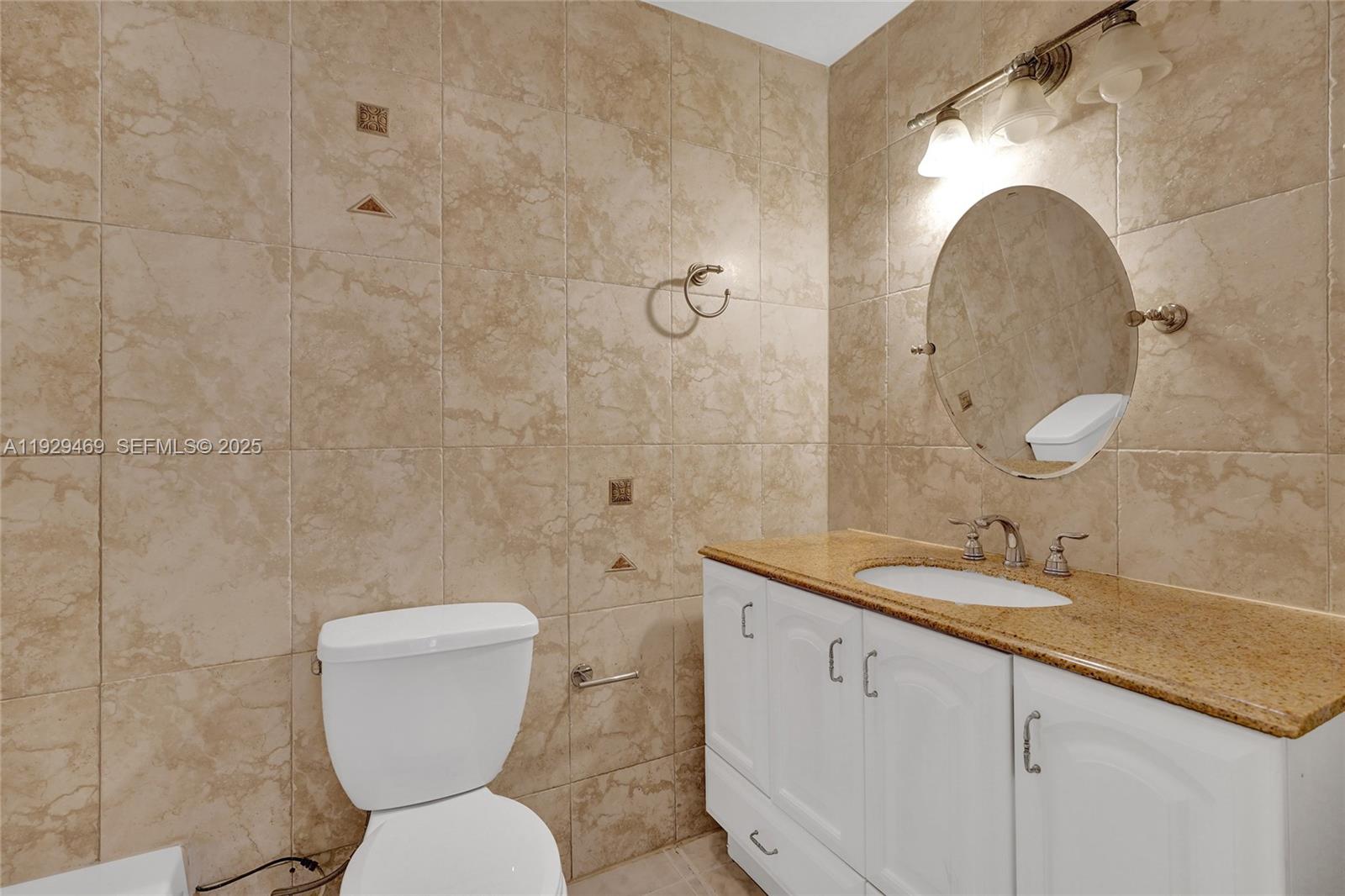 See details / 2557 sq. ft. $ 2025-12-11 0 Photo