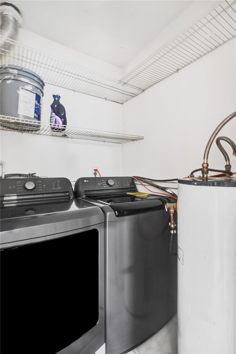 See details / 2557 sq. ft. $ 2025-12-11 0 Photo