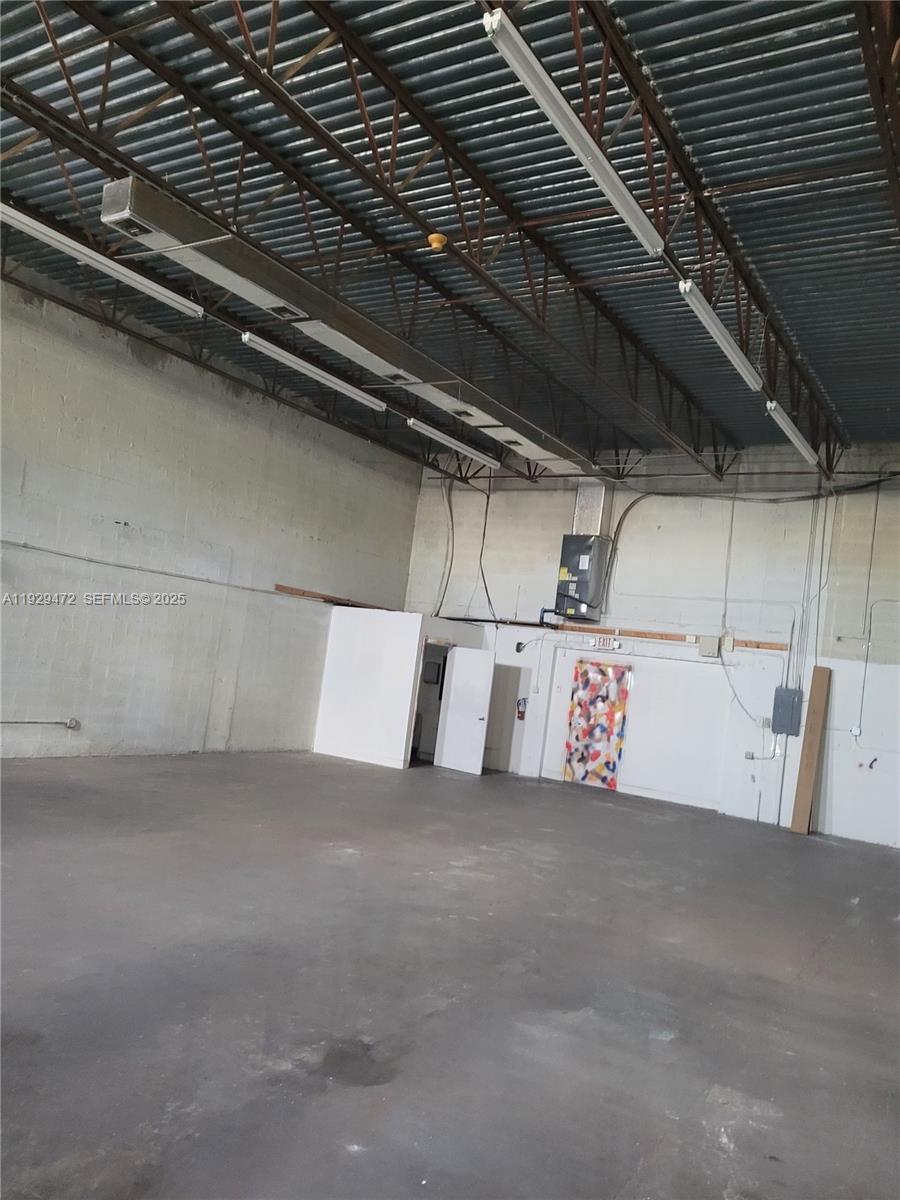 See details Unit 2 / sq. ft. $ 2025-12-11 0 Photo