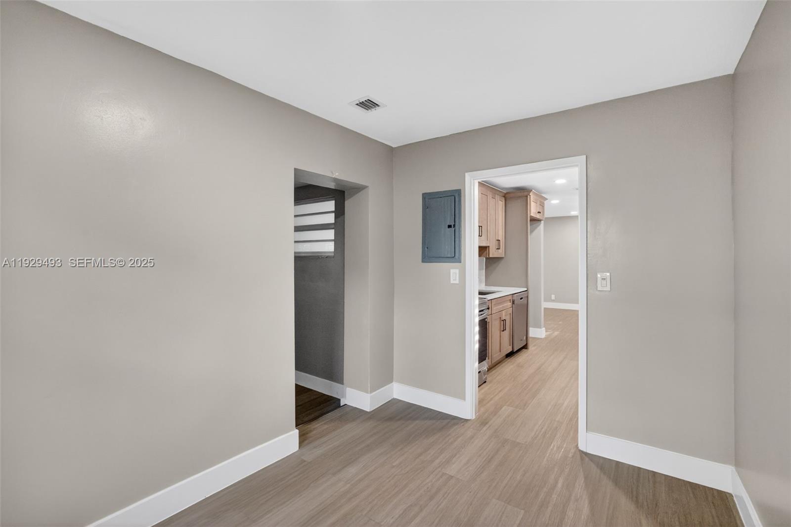   /  1821 sq. ft. $ 2025-12-11 0 Photo