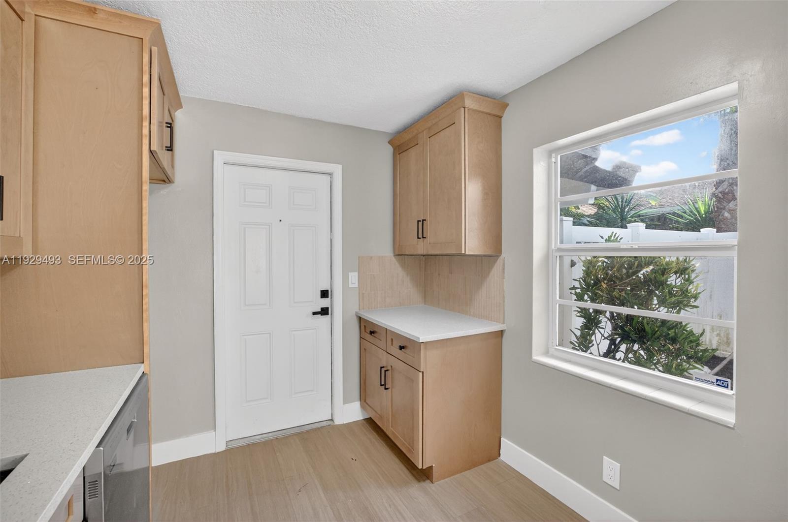   /  1821 sq. ft. $ 2025-12-11 0 Photo