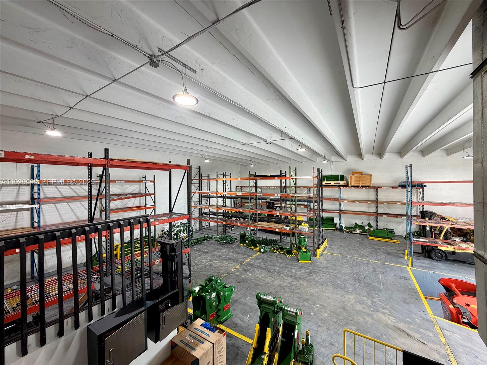 Ver detalles 8001 / sq. ft. $ 2025-12-11 0 foto