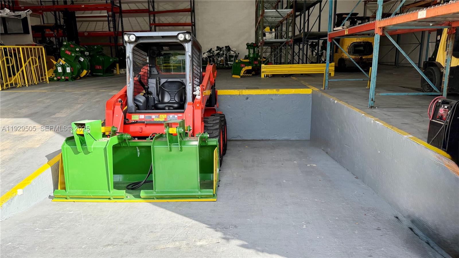 Ver detalles 8001 / sq. ft. $ 2025-12-11 0 foto