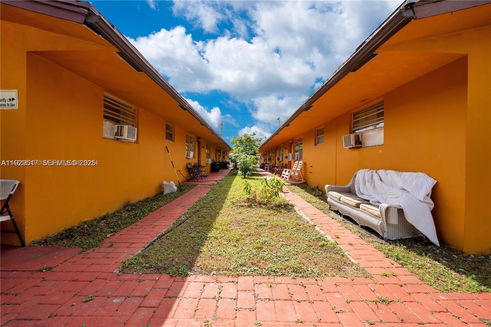 Подробнее 1-4 / кв.футов $ 2025-12-11 0 Фото