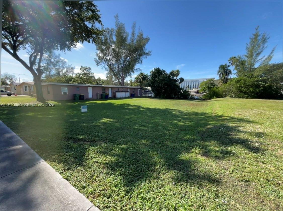 See details / sq. ft. $ 2025-12-12 0 Photo