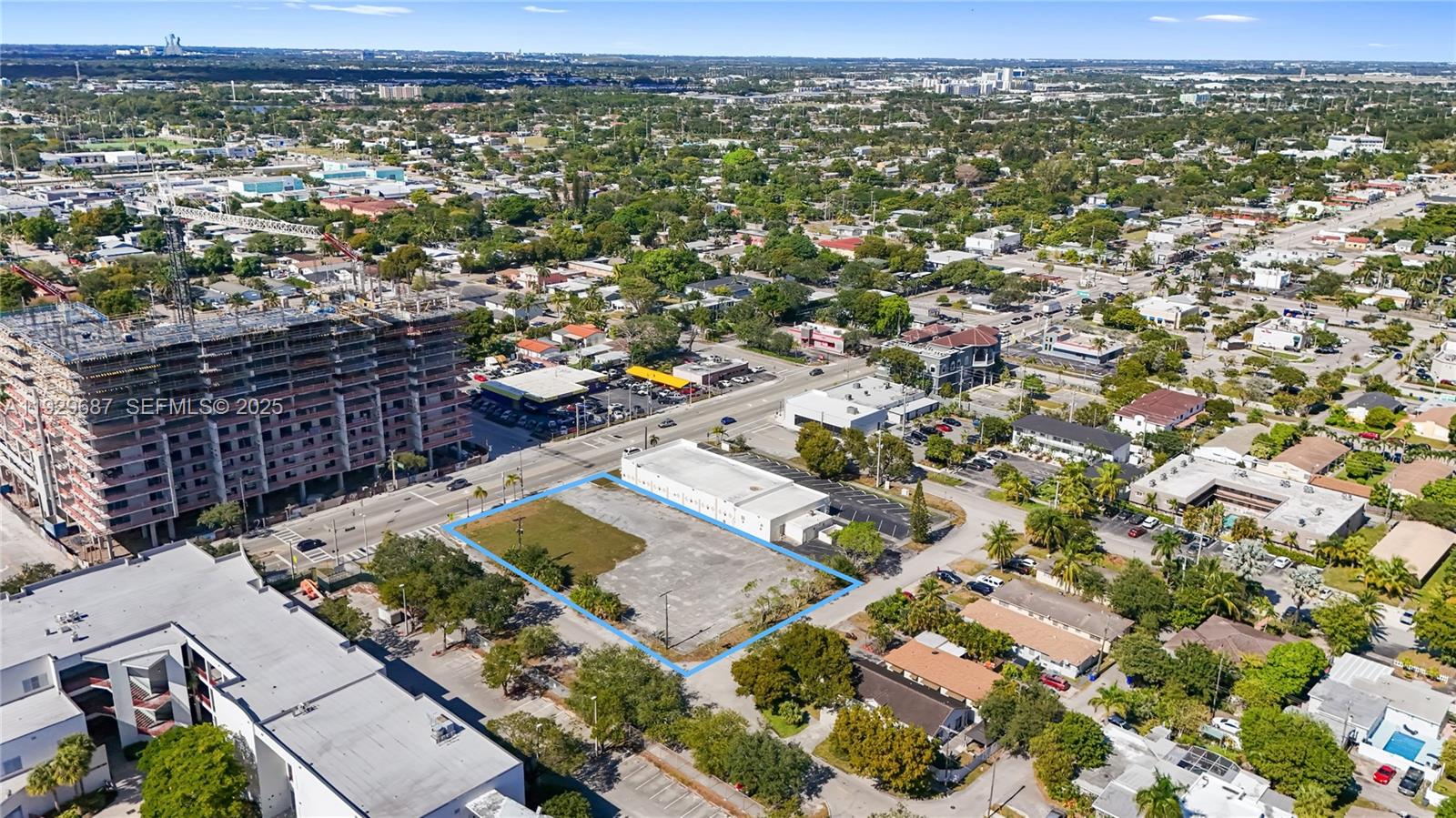 See details / sq. ft. $ 2025-12-12 0 Photo