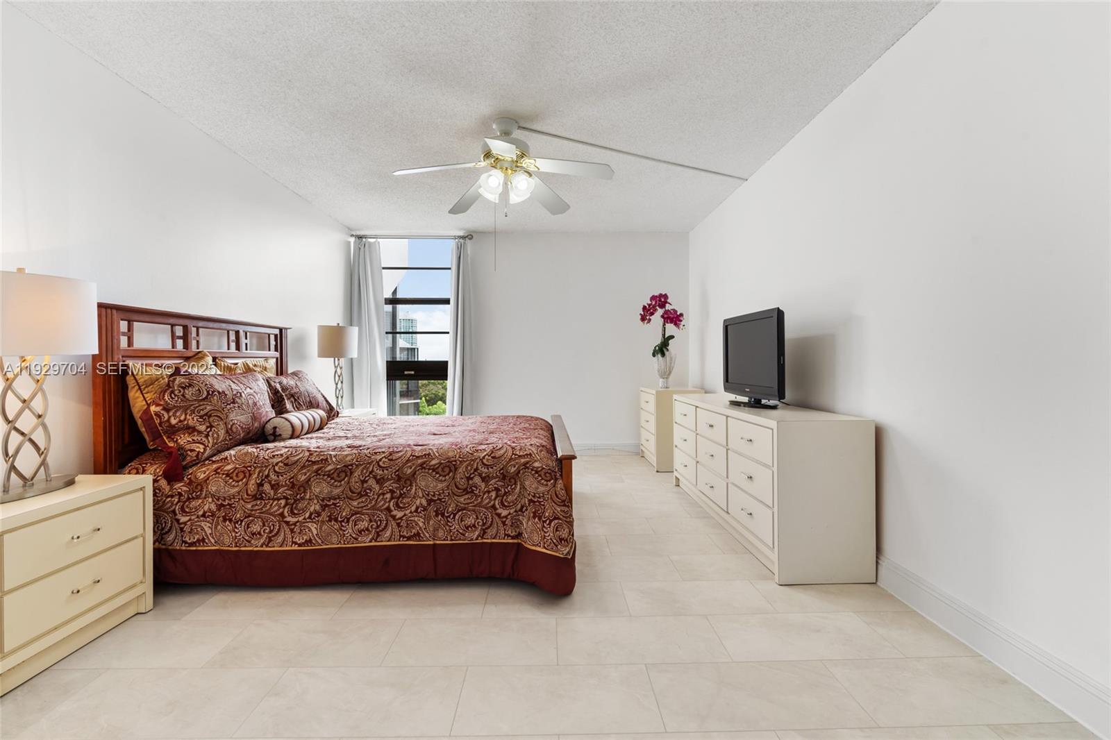 Photo of 3401 Country Club Dr  #819, Aventura, Florida, 33180 - 