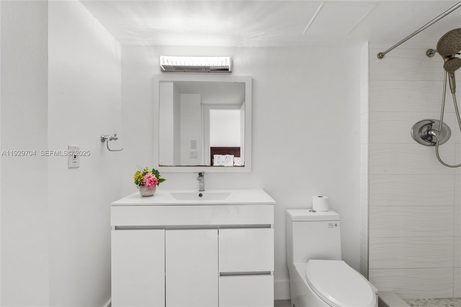 Photo of 3401 Country Club Dr  #819, Aventura, Florida, 33180 - 