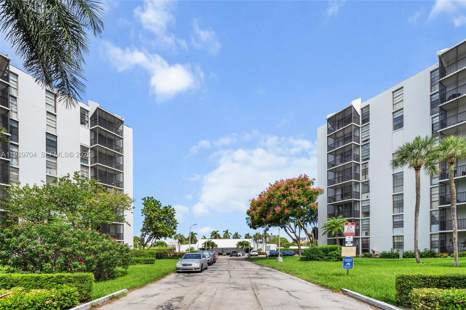 Photo of 3401 Country Club Dr  #819, Aventura, Florida, 33180 - 